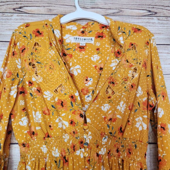 Idyllwind by Miranda Lambert Floral Flare Sleeve Blouse Size XS/TP Button Front - Picture 2 of 16